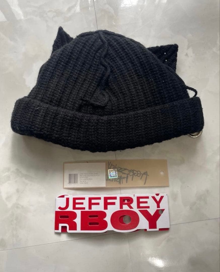 CHARLES JEFFREY LOVERBOY ニット帽　ピン付き