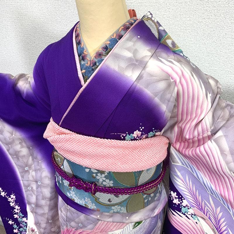 508z20〇ふくよかサイズ 振袖 銀彩 孔雀 紫〇美品 成人式 結婚式