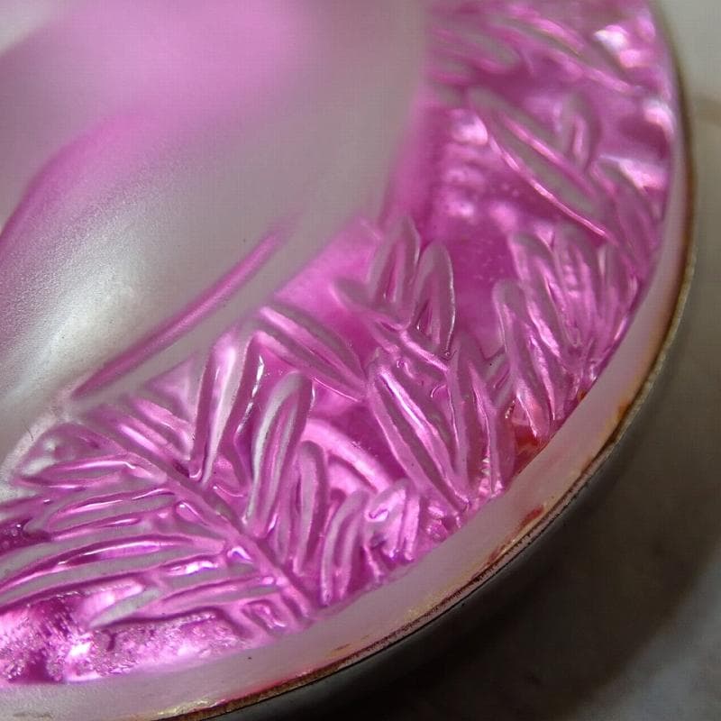 RU-6042　ラリック　LALIQUE ブローチ　(ピンク)