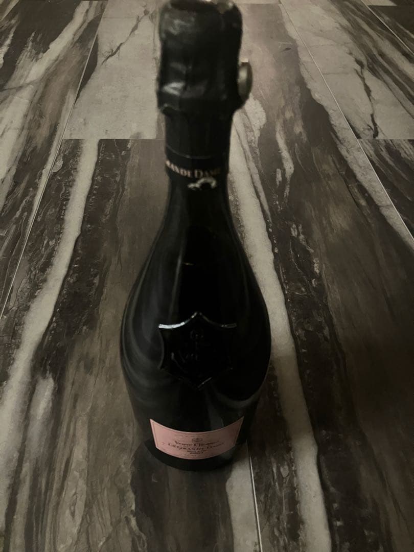 ヴーヴ ラ グランダムロゼ La Grande Dame Rose 2004