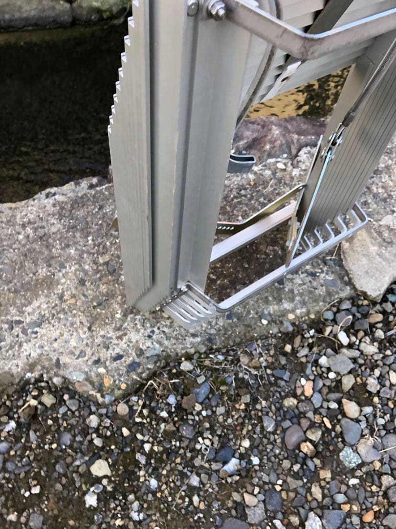 金属製 避難はしご　つり下げはしご(伸縮式)(B15)