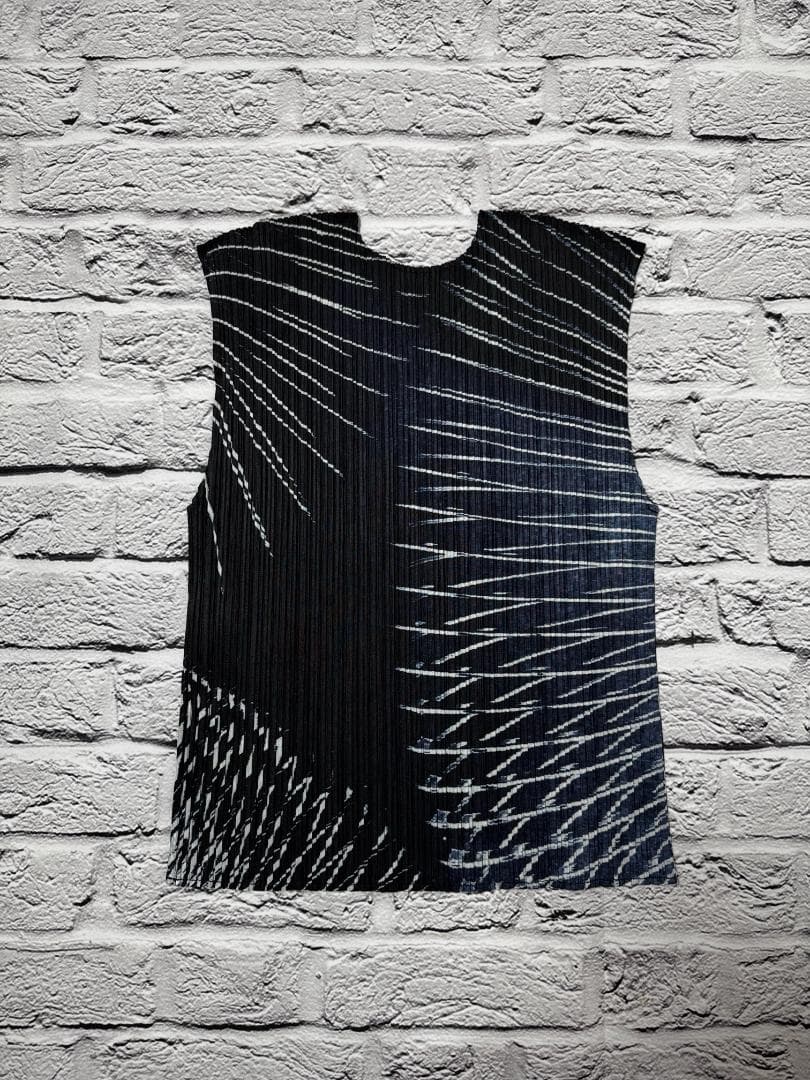 ⚜*️様 良品 プリーツプリーズ　ノースリーブ　ｗ13225-0915-①　サイ