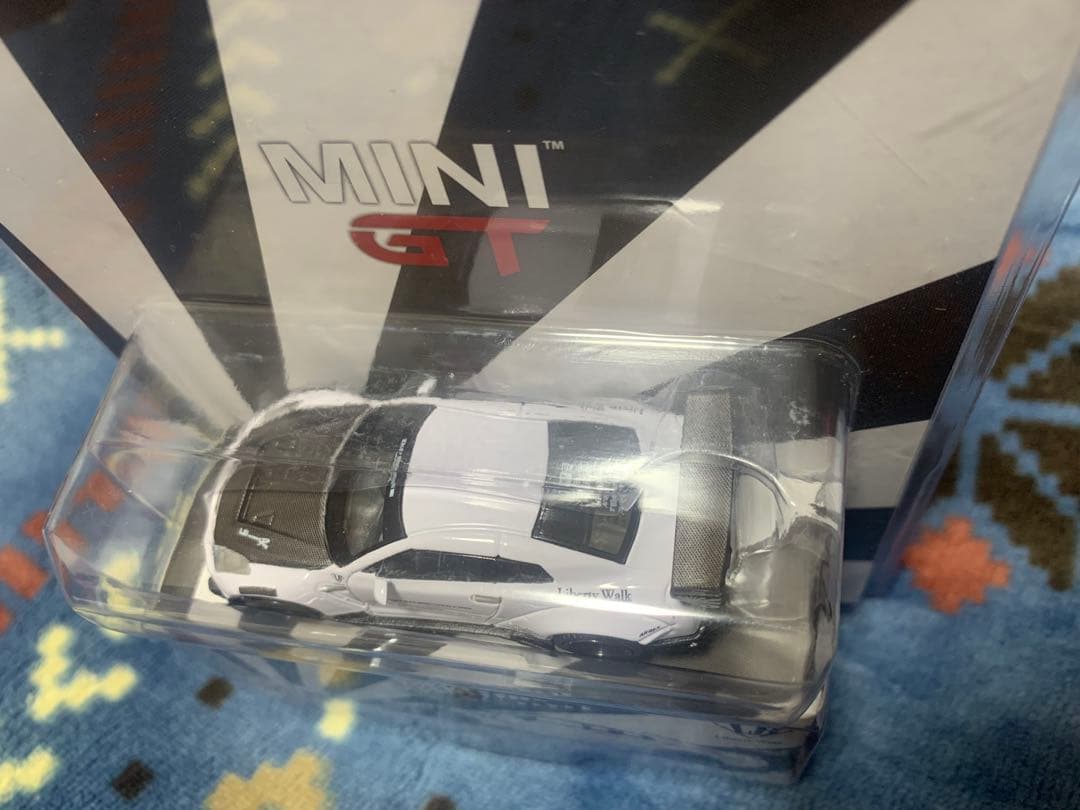 MINIGT LBWK Nissan GT-R Advan,White セット