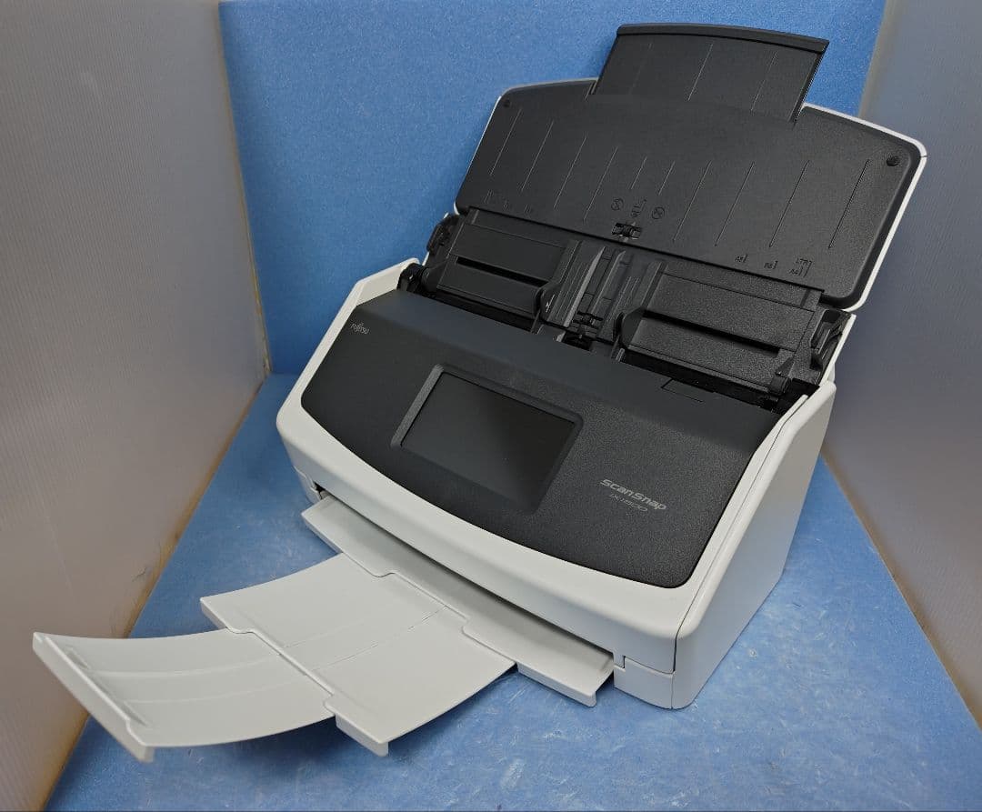 たまった書類を一気にスキャン 富士通 ScanSnap iX1500（白）