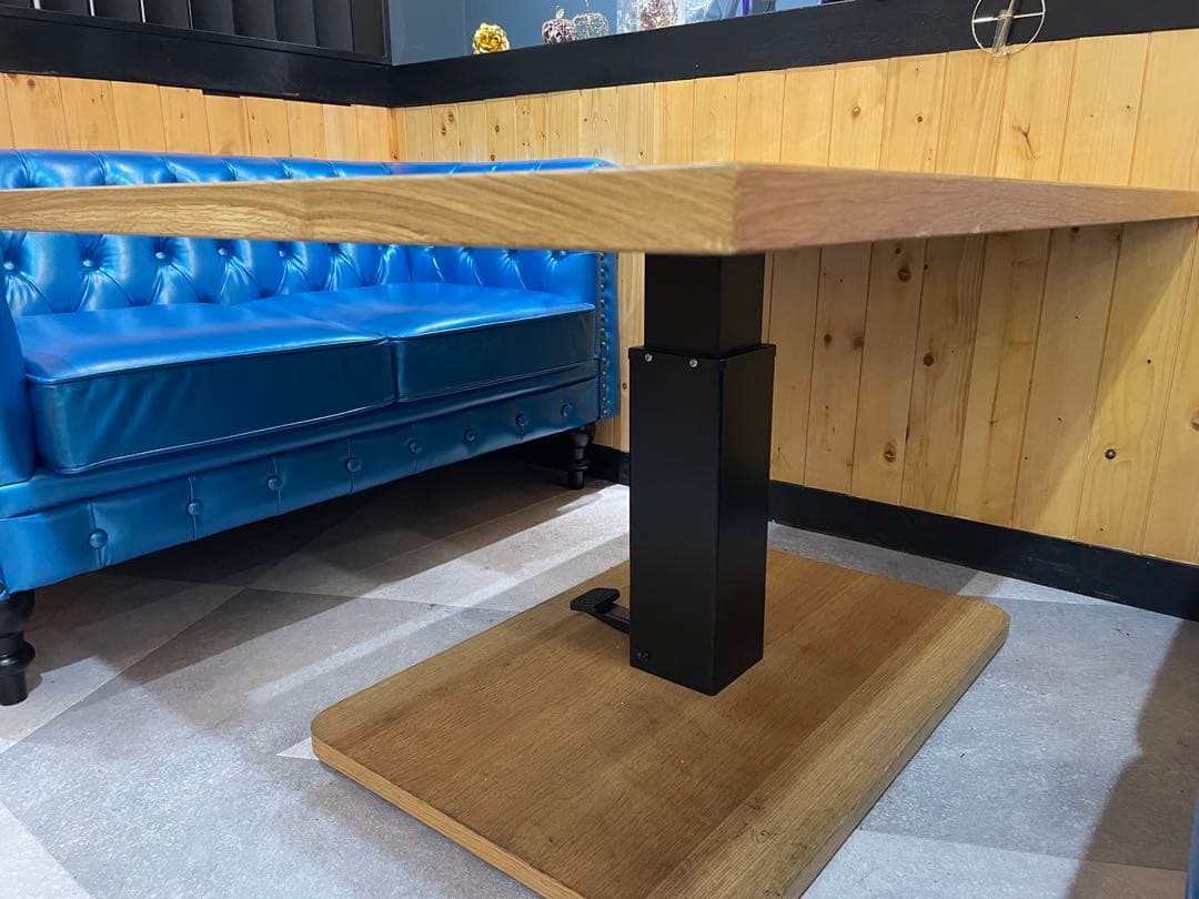 昇降式木製ダイニングテーブル