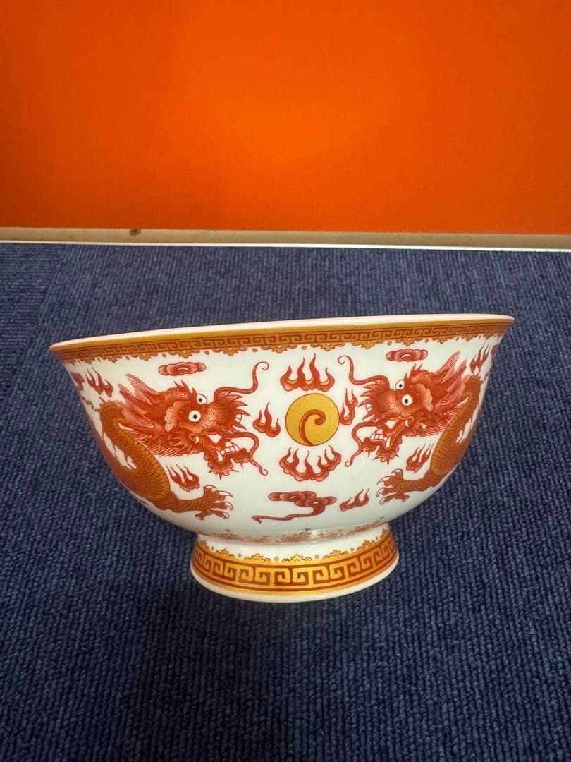 1794  中国骨董　大清乾隆年製銘　色絵双龍戯珠 茶碗　時代物