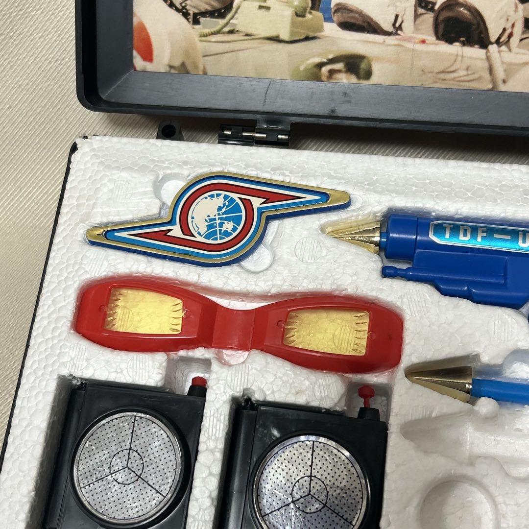 F.ポピー　ウルトラ警備隊　アタッシュケース　年代物おもちゃ