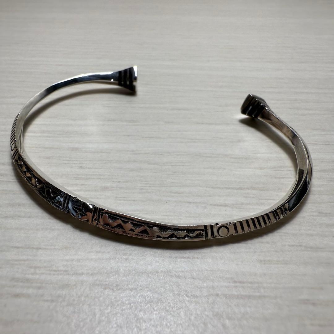 Adawat'n Tuareg TAFOUKT バングル　シルバー