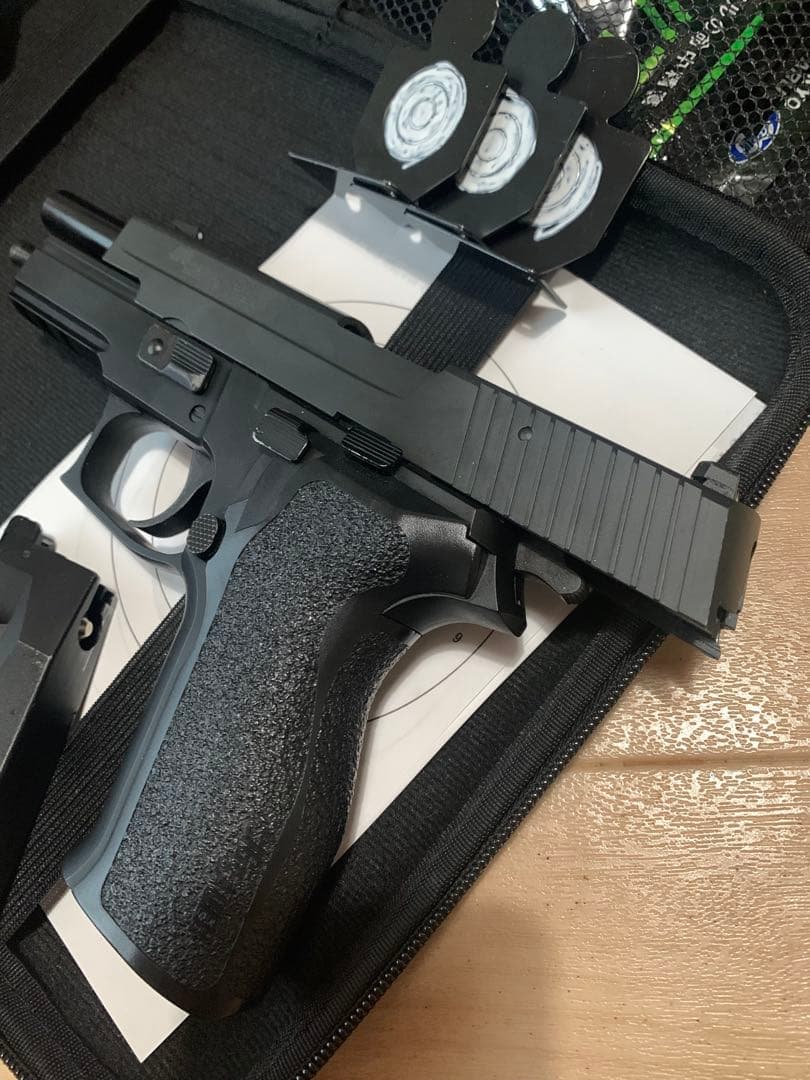 東京マルイ製！シグ ザウエル P226レイルハイスペック軍用拳銃リアリティモデル