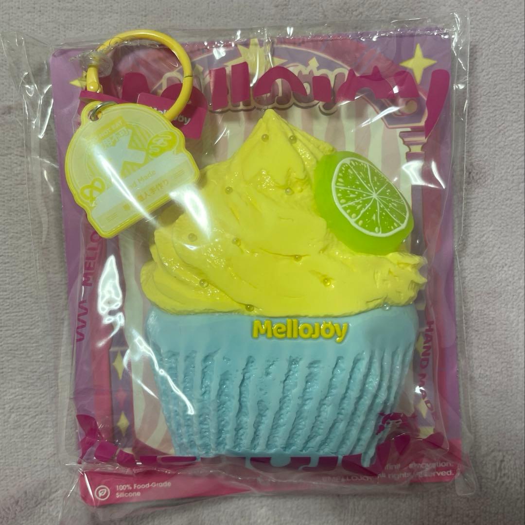 メロジョイ スクイーズ カップケーキか？ レモン チーズ