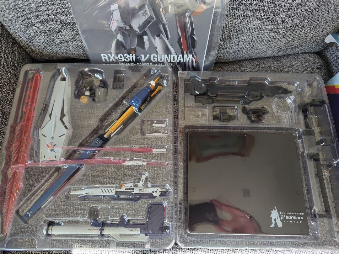 RX-93ff ν GUNDAM 超合金