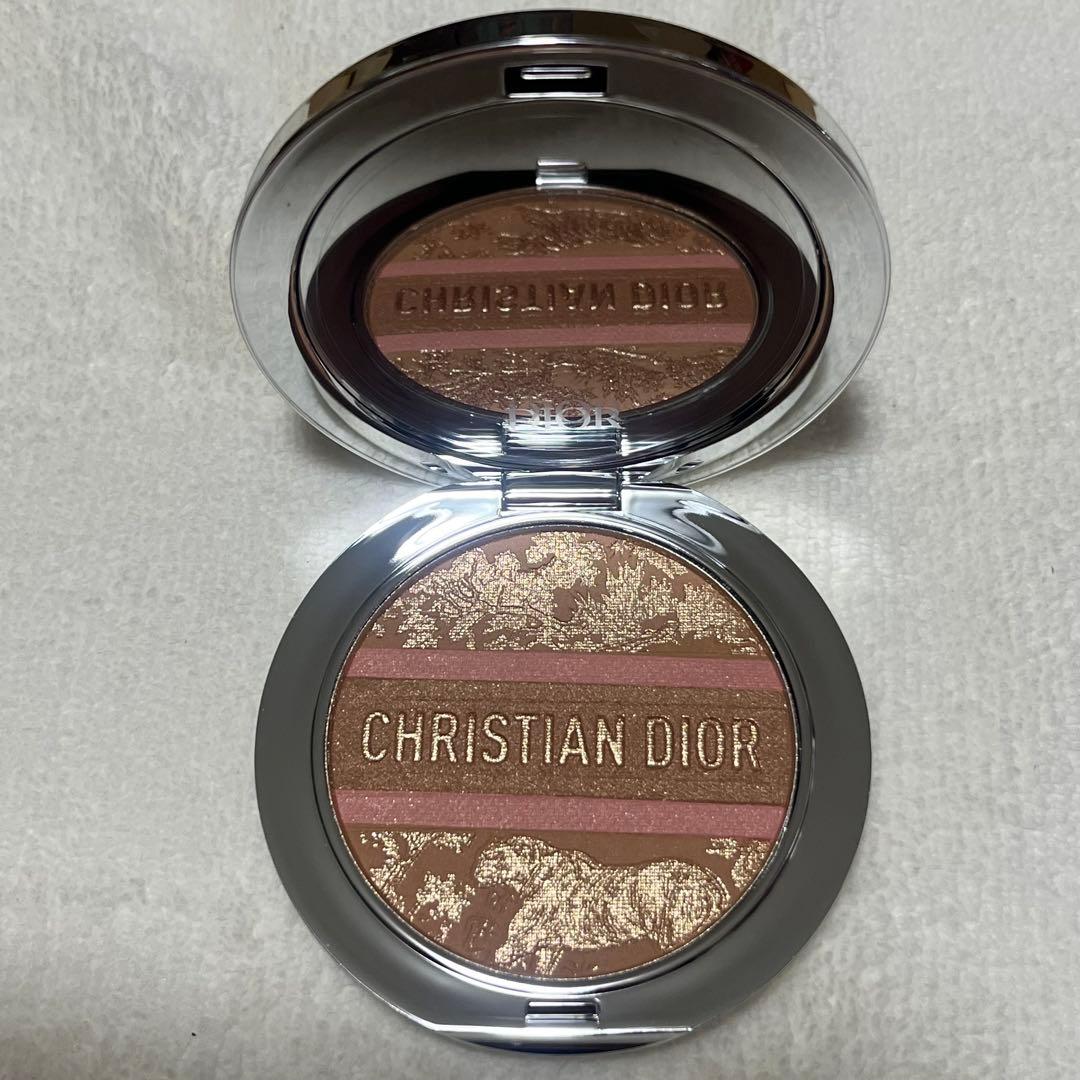 新品未使用 限定色 ディオールスキンフォーエヴァーヌードブロンズグロウ 032