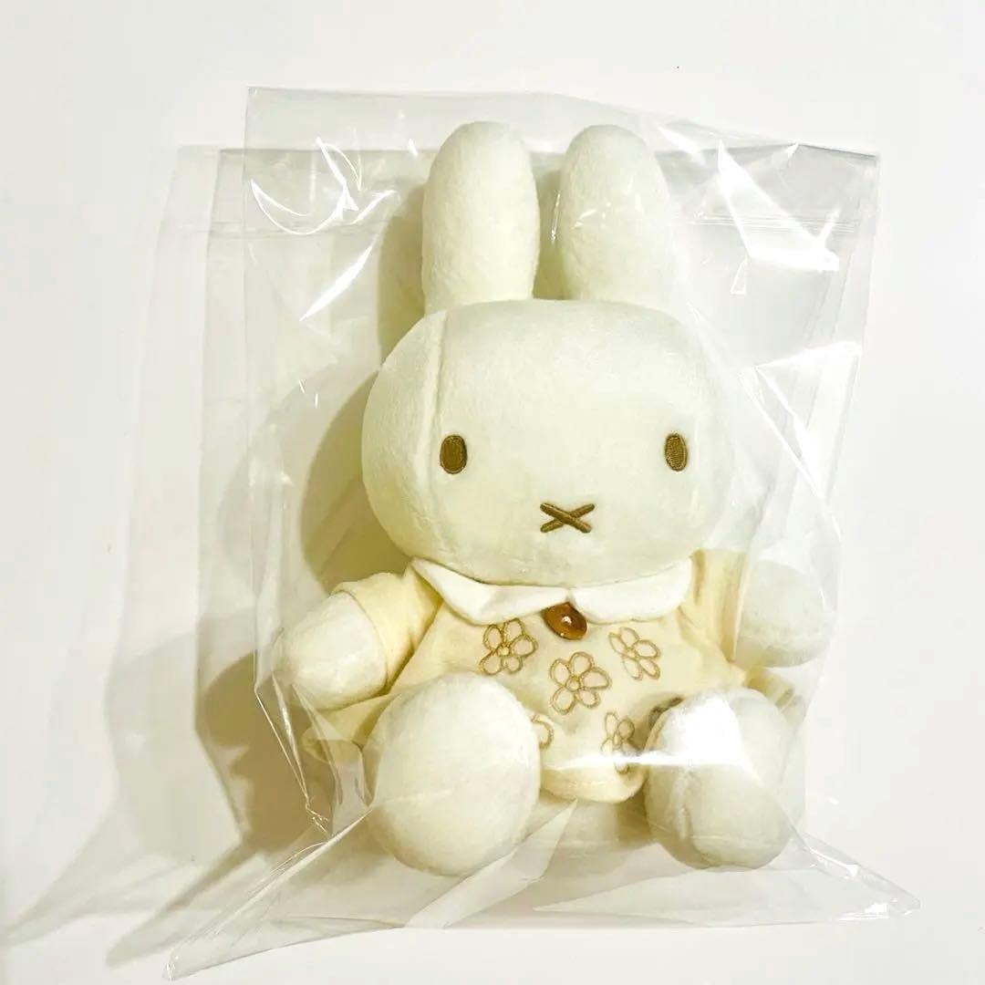 ホワイトミッフィー　ぬいぐるみ　セキグチ　希少