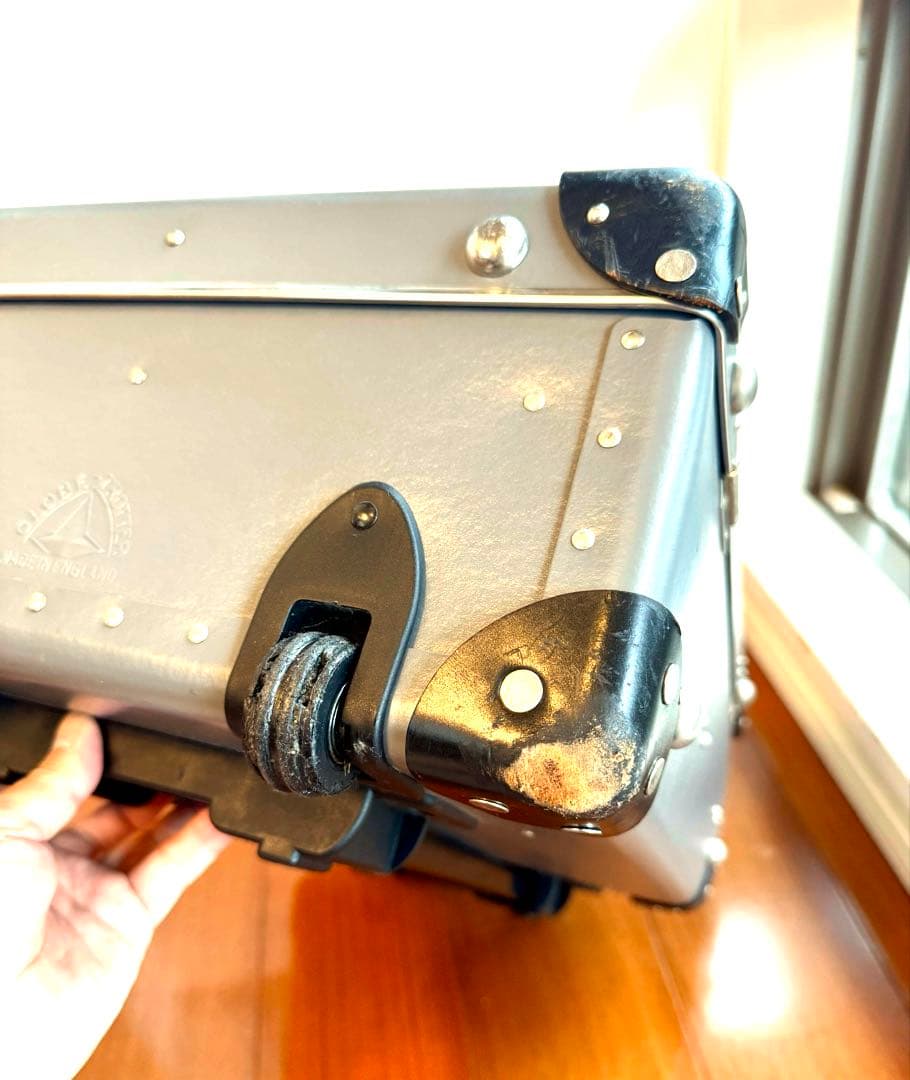 グローブトロッター　キャリーオン　イタリアcorso comoコラボグレイ