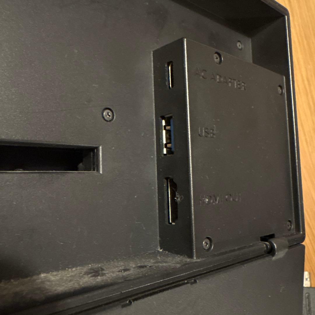 Nintendo Switch 本体 (joyコン無し)