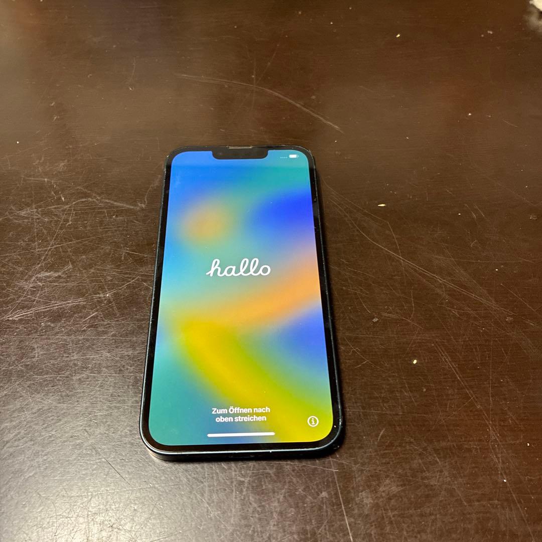 Apple iPhone 13 本体