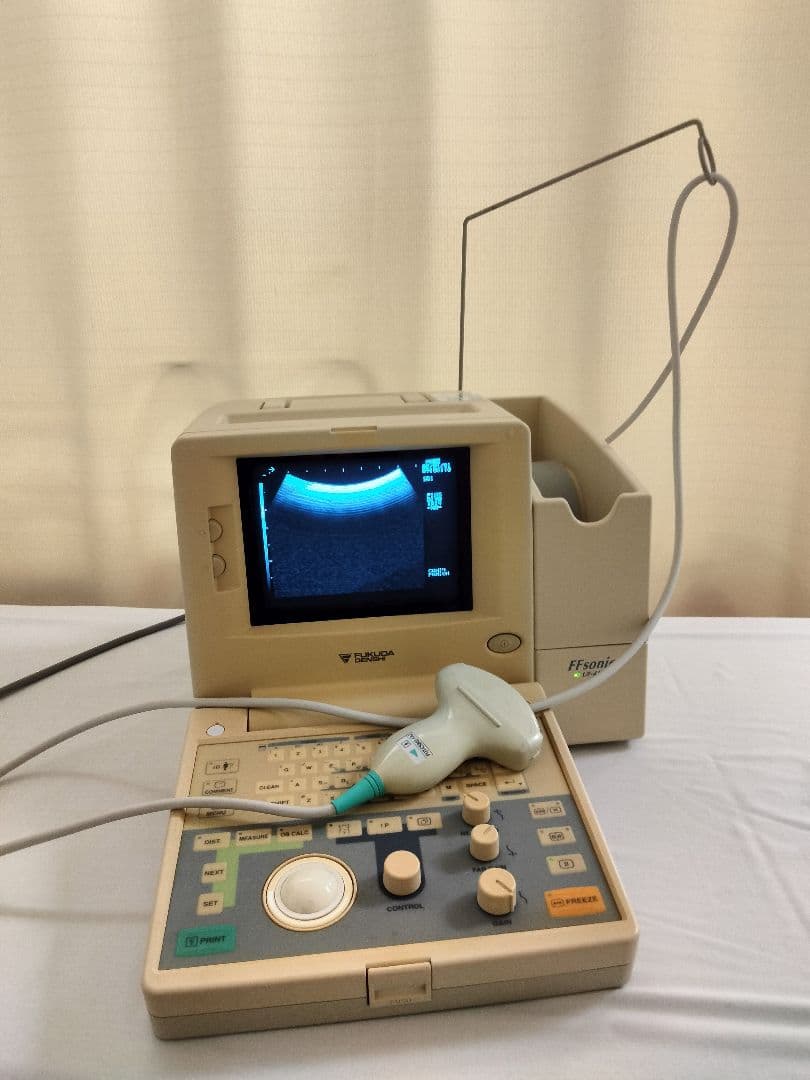 超音波　画像診断　エコー　フクダ電子UF-4100M
