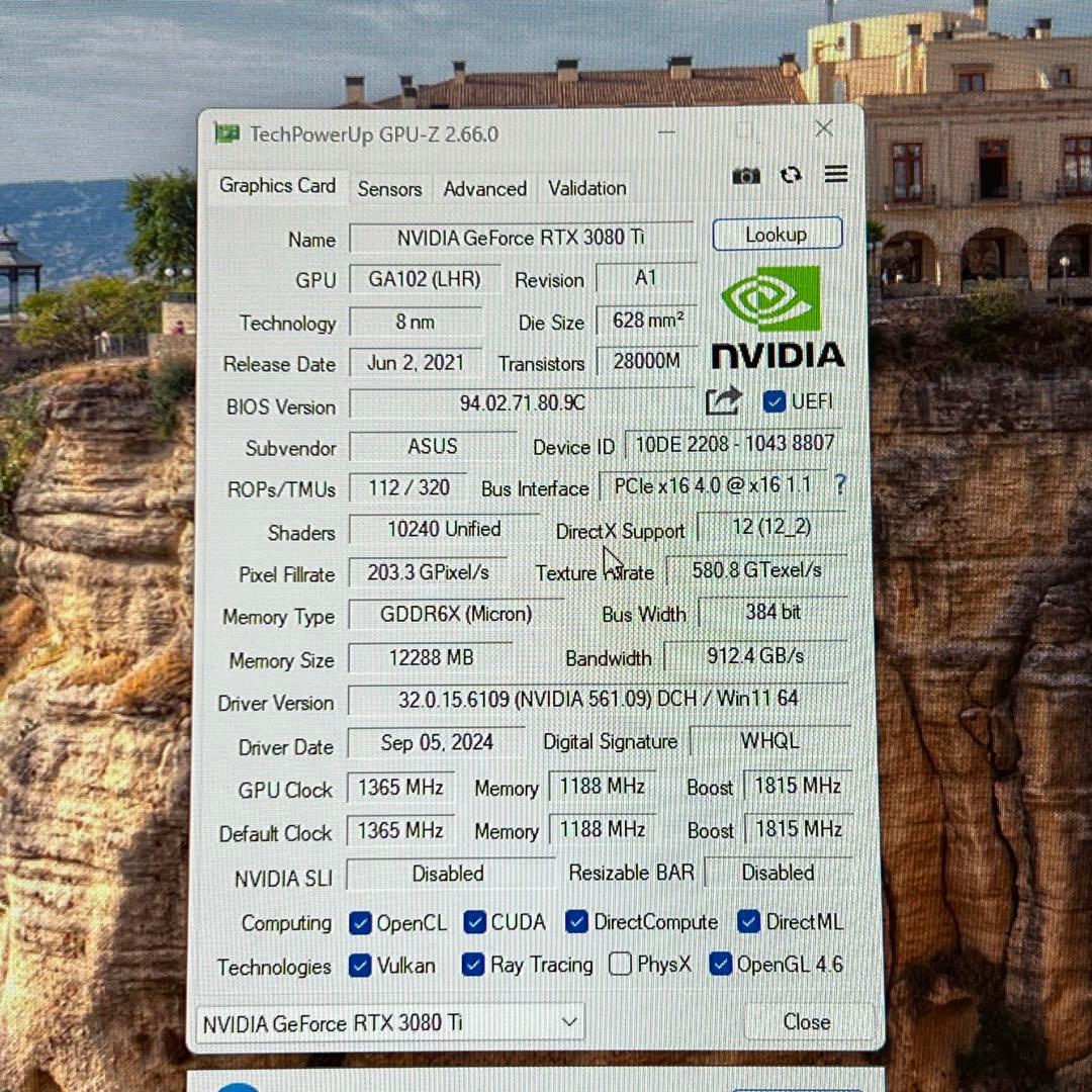 グラフィックボード・グラボ・ビデオカード ASUS ROG STRIX GeForce RTX 3080 Ti