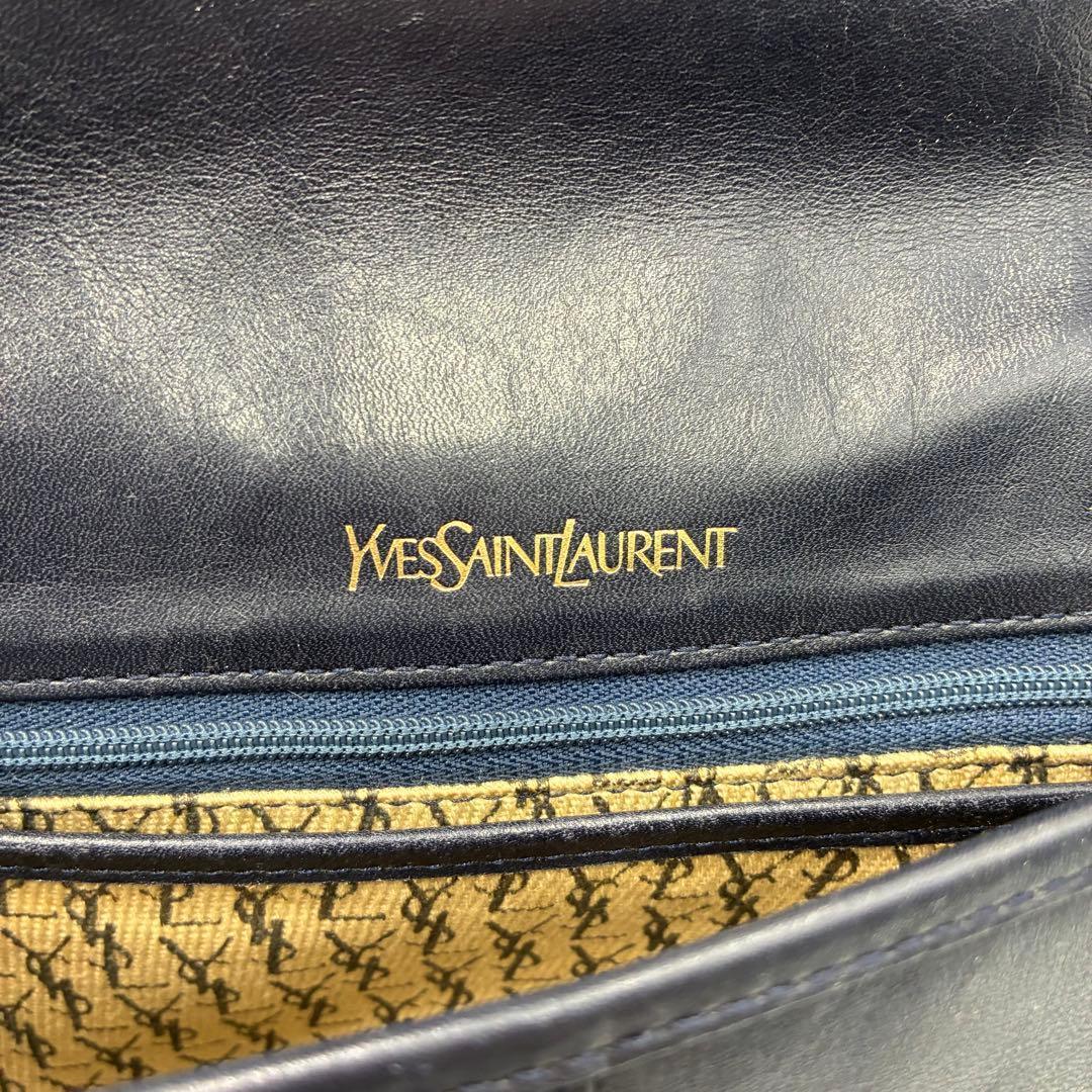 美品 イヴサンローラン ショルダーバッグ 斜め掛け YSLロゴ レザー 濃紺