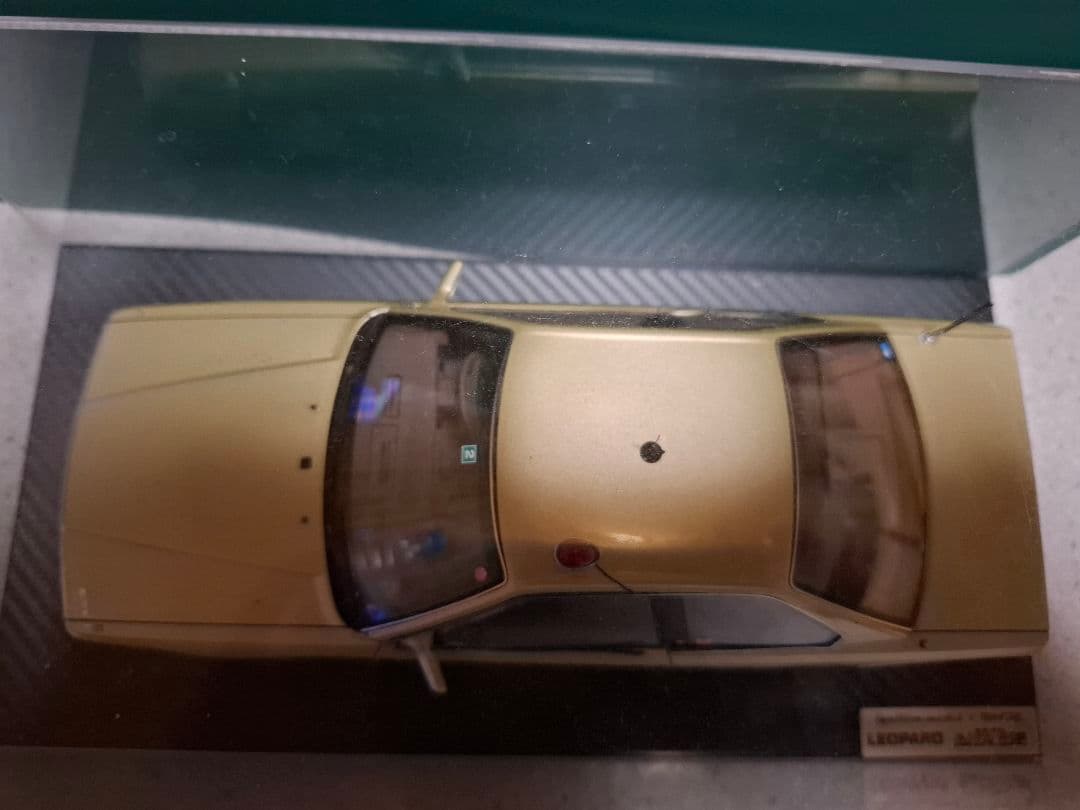 1／18　日産レパード　あぶない刑事　港3号