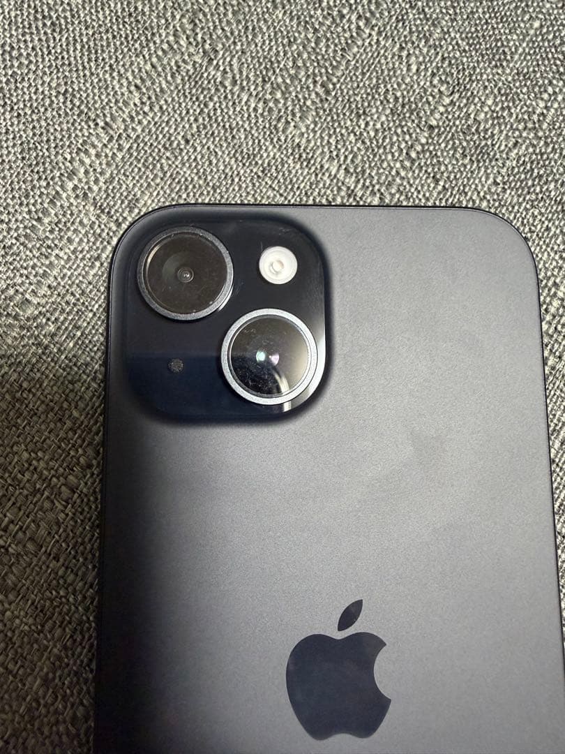 iPhone 15 ブラック 256GB