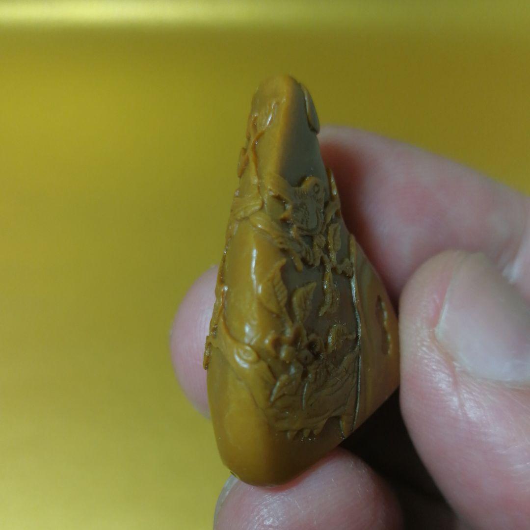 田黄薄意花鳥山水彫刻(整理番号:P42)