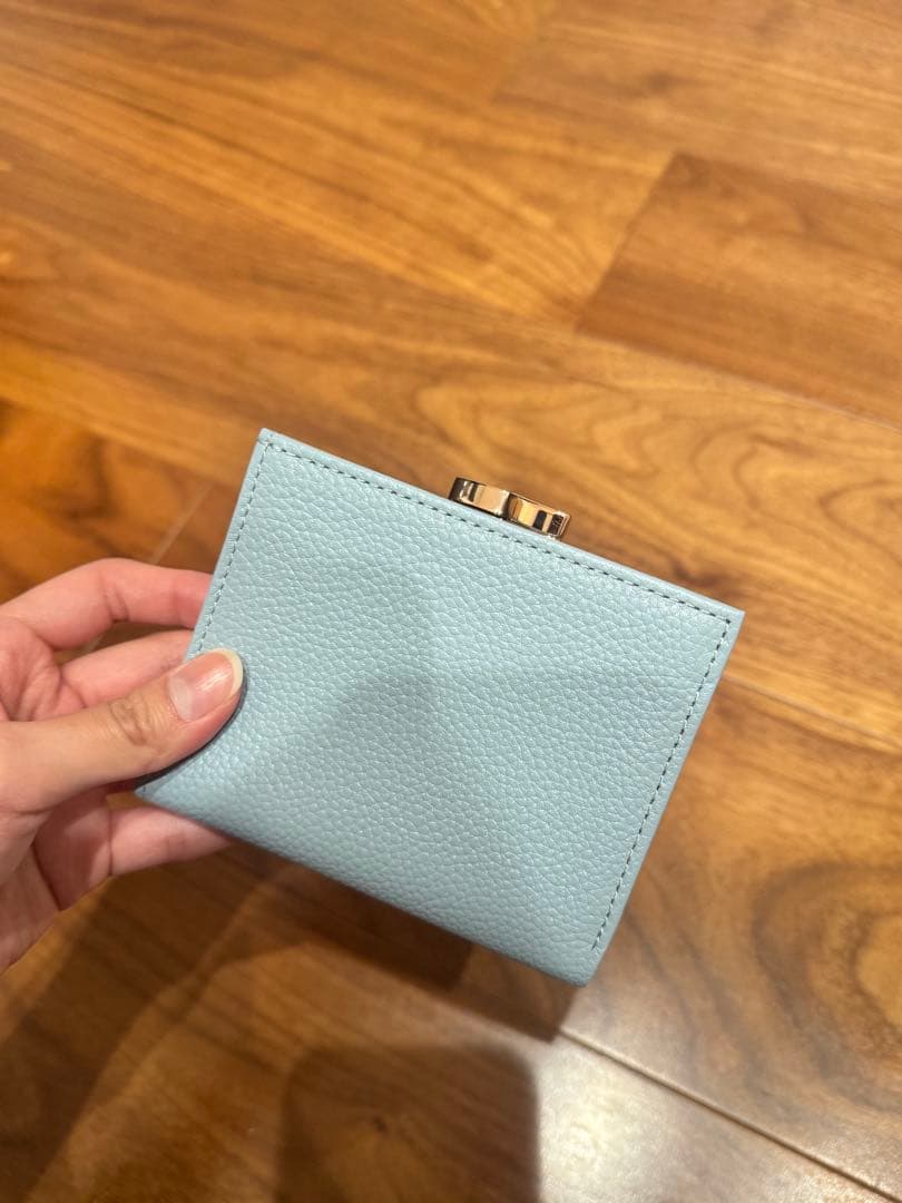 新品未使用！皇居財布ライトブルー 二つ折り財布