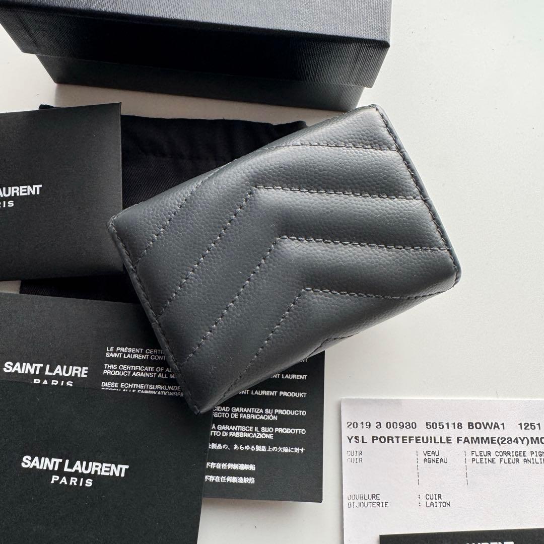 【限定価格】 219 Saint Laurentイブサンローラン3つ折り財布
