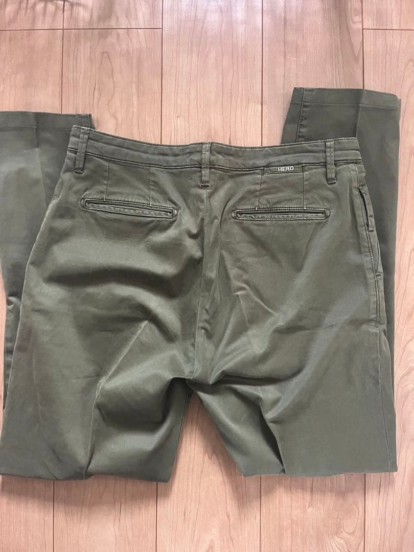 美品！SIVIGLIA コットンパンツ　チノパン