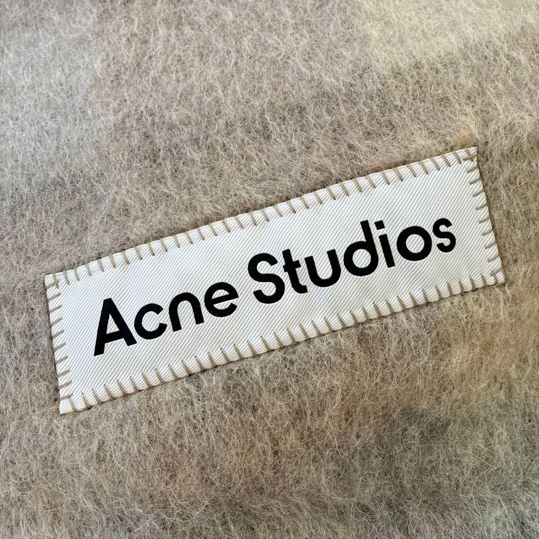 Acne Studios グレー系 マフラー
