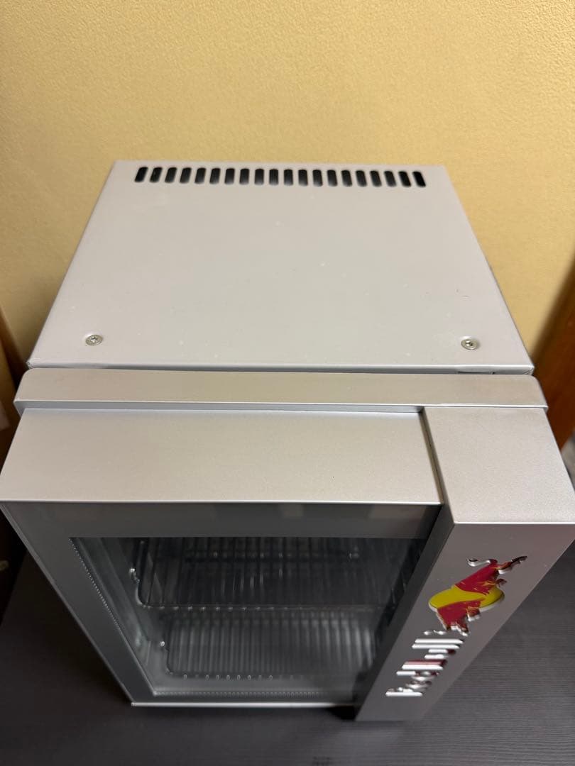 Red Bull 冷蔵庫 ガラス扉付き コンパクト