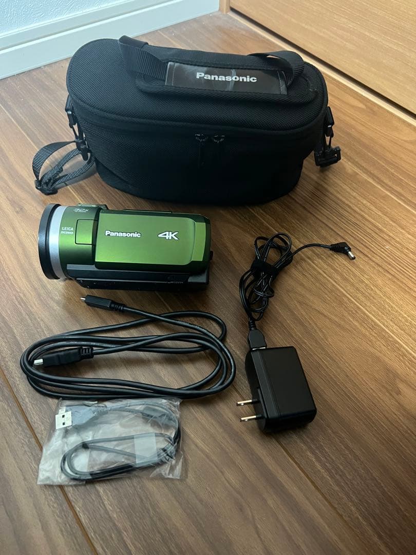 Panasonic 4Kビデオカメラ 本体と付属品