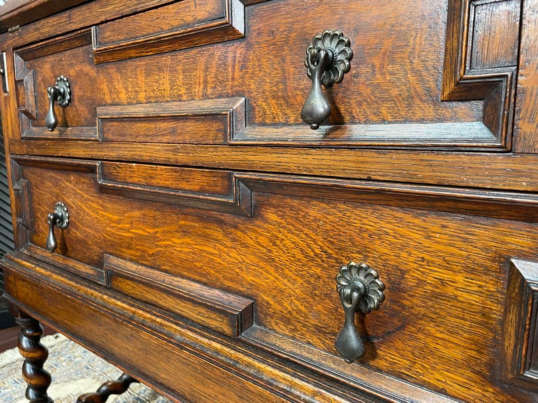 端正なフォルム♪ 英国 アンティーク ライティングビューロー ツイストレッグ