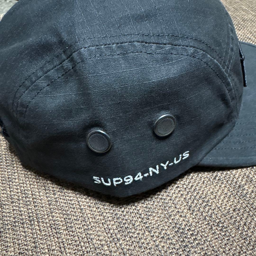 Supreme 黒 キャップ ボタン付き