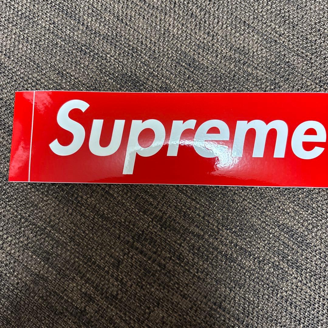 Supreme 黒 キャップ ボタン付き