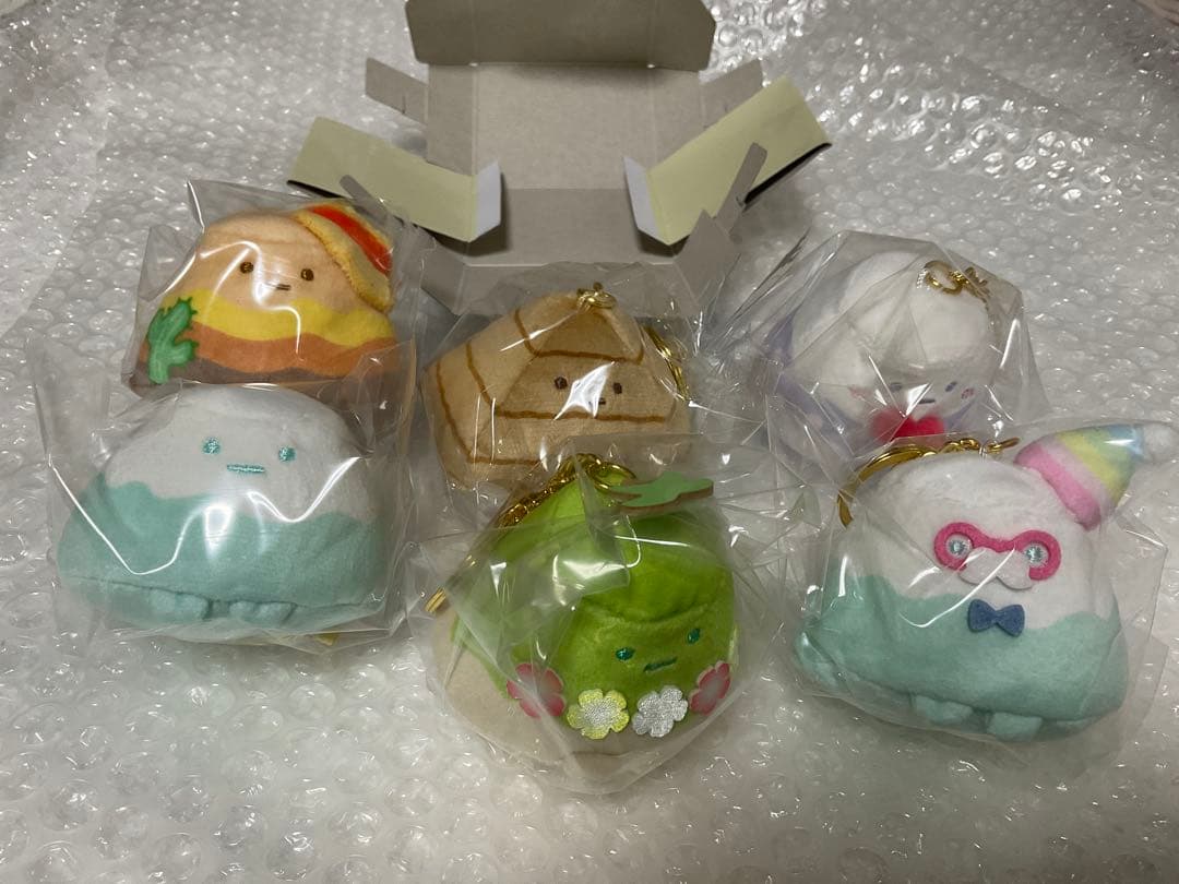 すみっコぐらし　やま　海外　ブラインドボックス　ぶらさげぬいぐるみ　6点セット