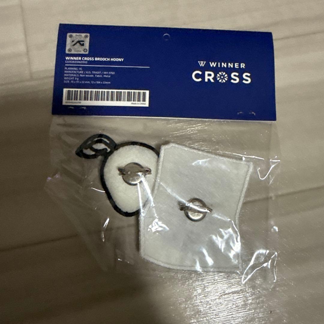 WINNER 韓国 公式 グッズ バックチャーム ブローチ カチューシャ セット
