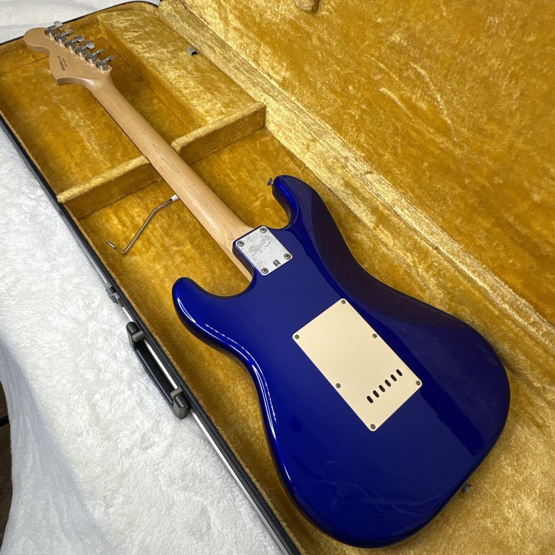スクワイヤー　ストラトキャスター　ブルーメタリック