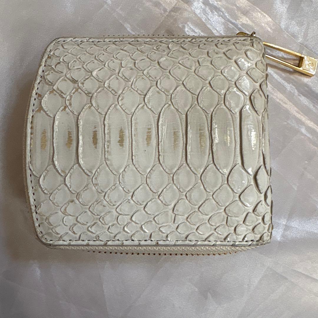 HerSchedule プラチナチャンス金箔ラグジュアリーパイソン 二つ折り財布