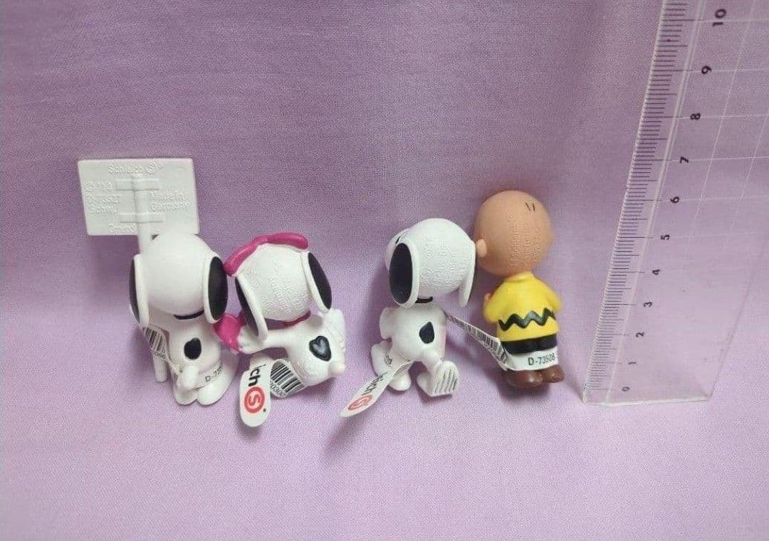 スヌーピー　PVC フィギュア　大量　シュライヒ　ハート　アメトイ　一箱　BOX