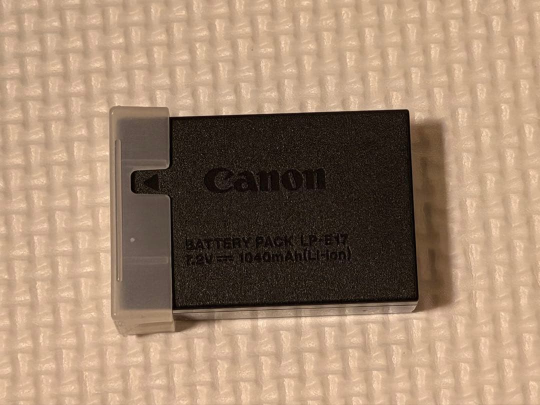 CanonEOSKiss X8i+50mmF1.8+24mmF2.8バッテリー付