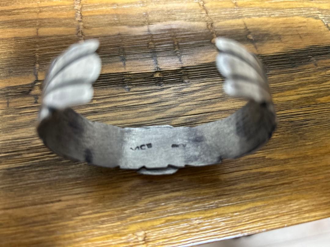 ナバホ　NAVAJO ビンテージ　バングル　シルバーブレスレット　ターコイズ