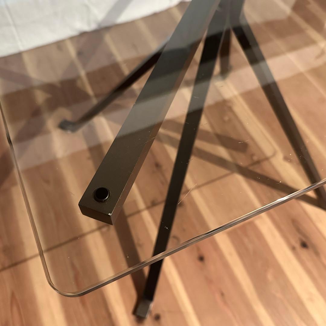 ガラステーブル 「CUGINO」 design by Enzo Mari