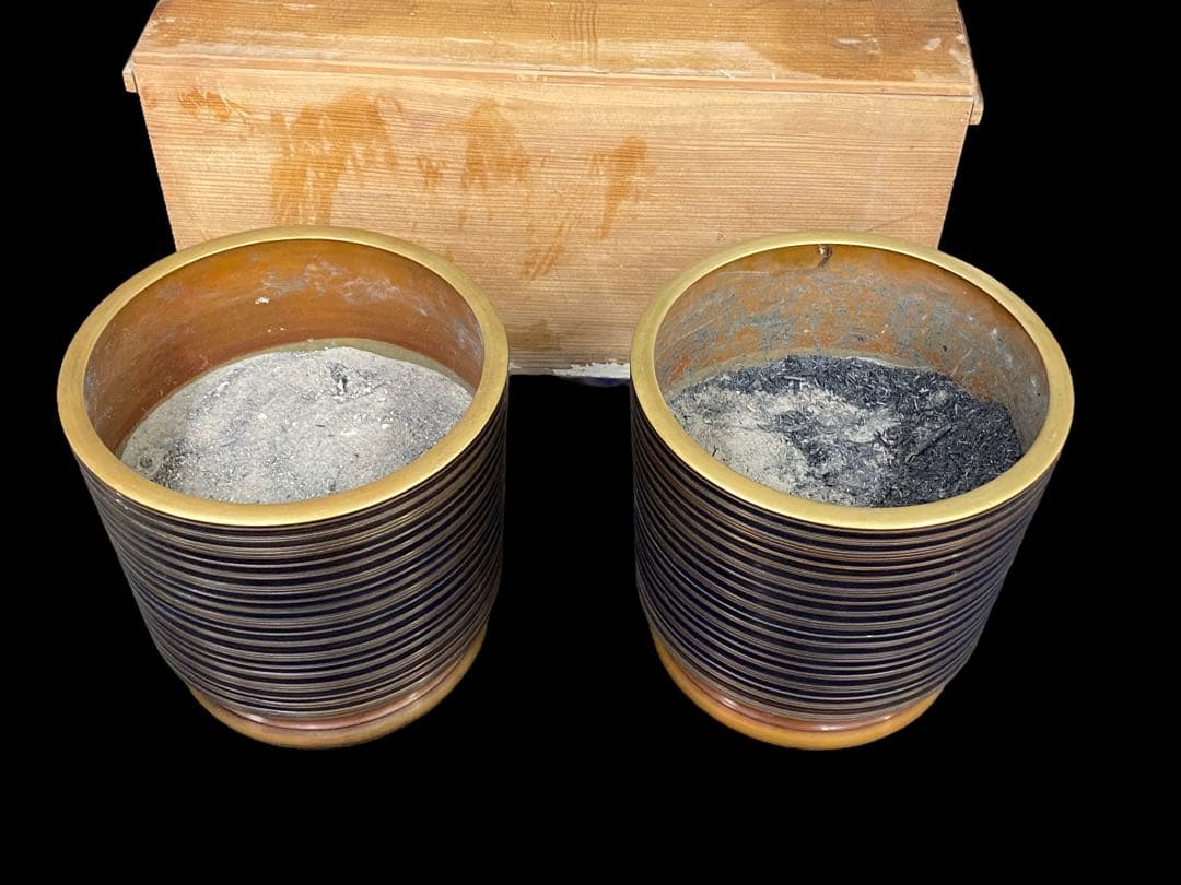 火鉢　銅　一対　火箸　木箱付き　440