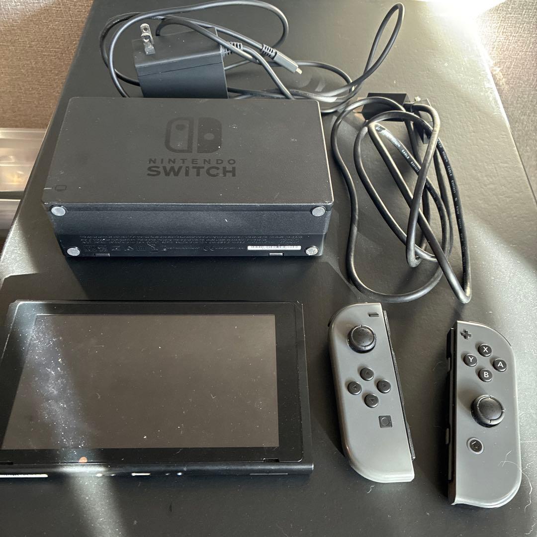 Nintendo Switch 本体　初期化済み　マイクロSD付き！