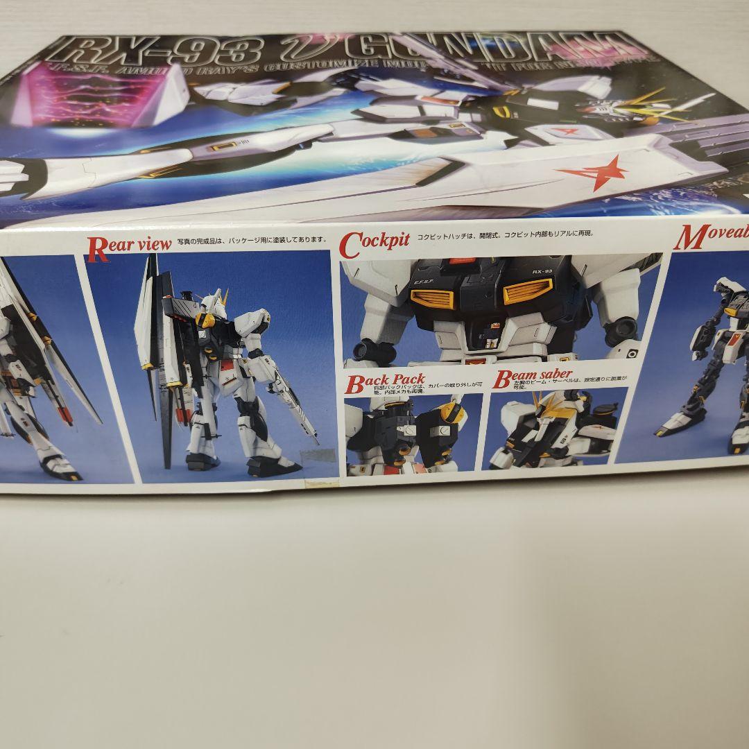 RX-93 νガンダム MG 1/100 プラモデル