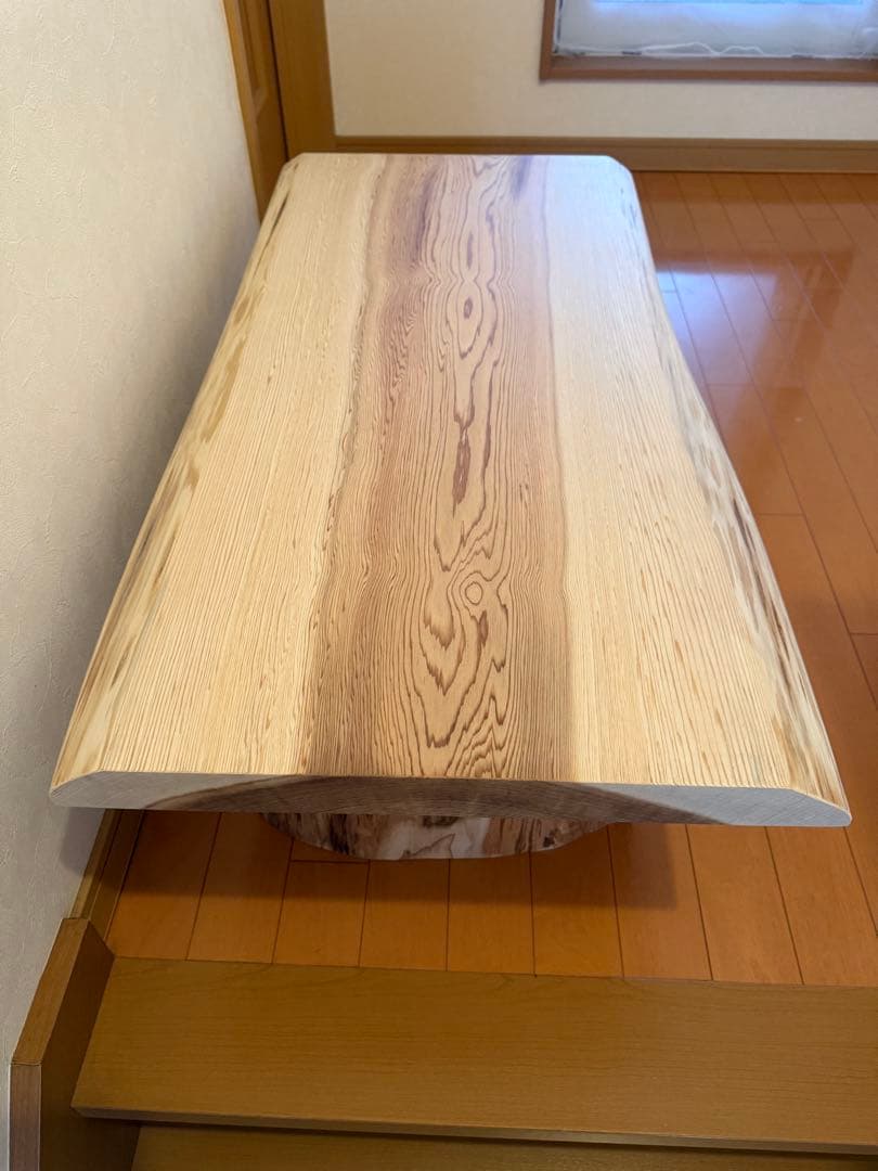 天然杉高級節なし中杢目テーブル　一枚板唯一無二‼️