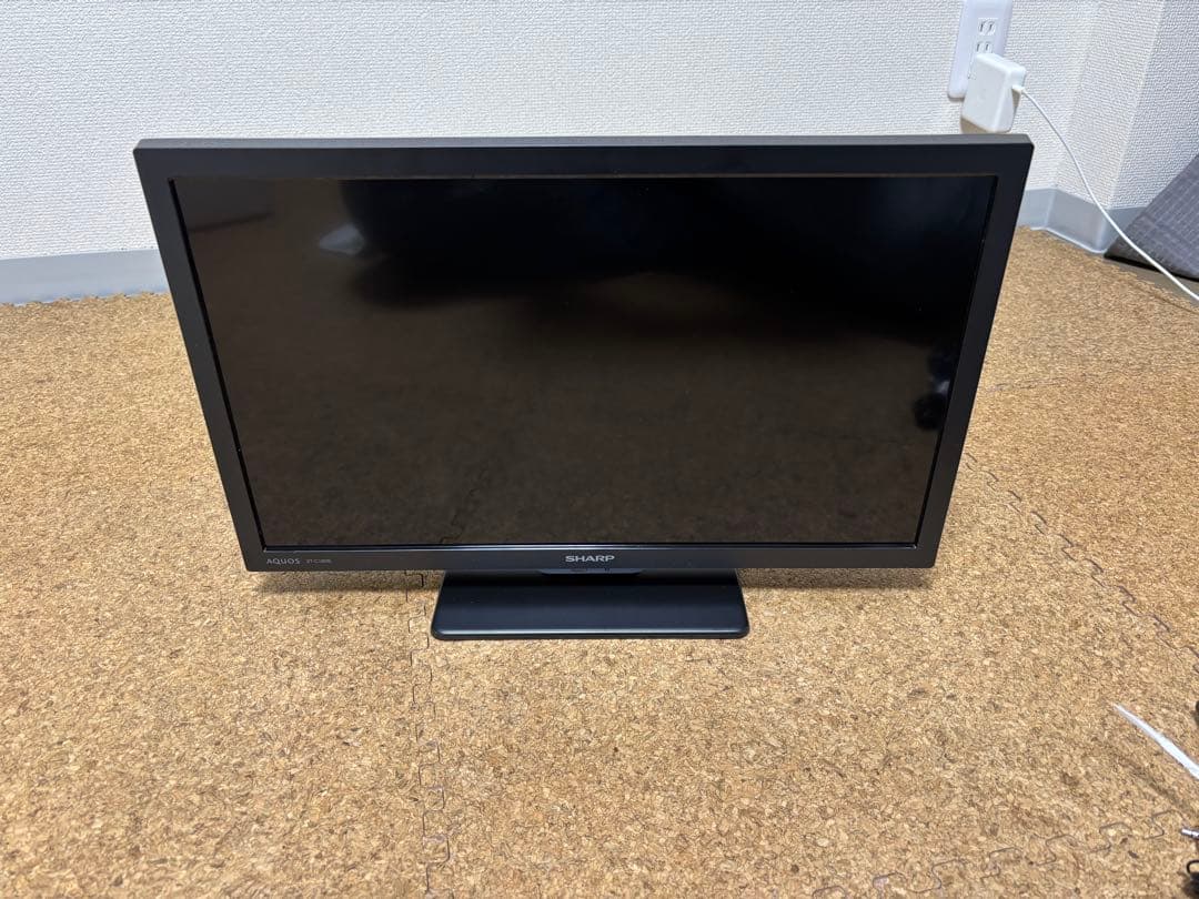 小型液晶テレビ　SHARP AQUOS 19インチ 2T-C19DE-B