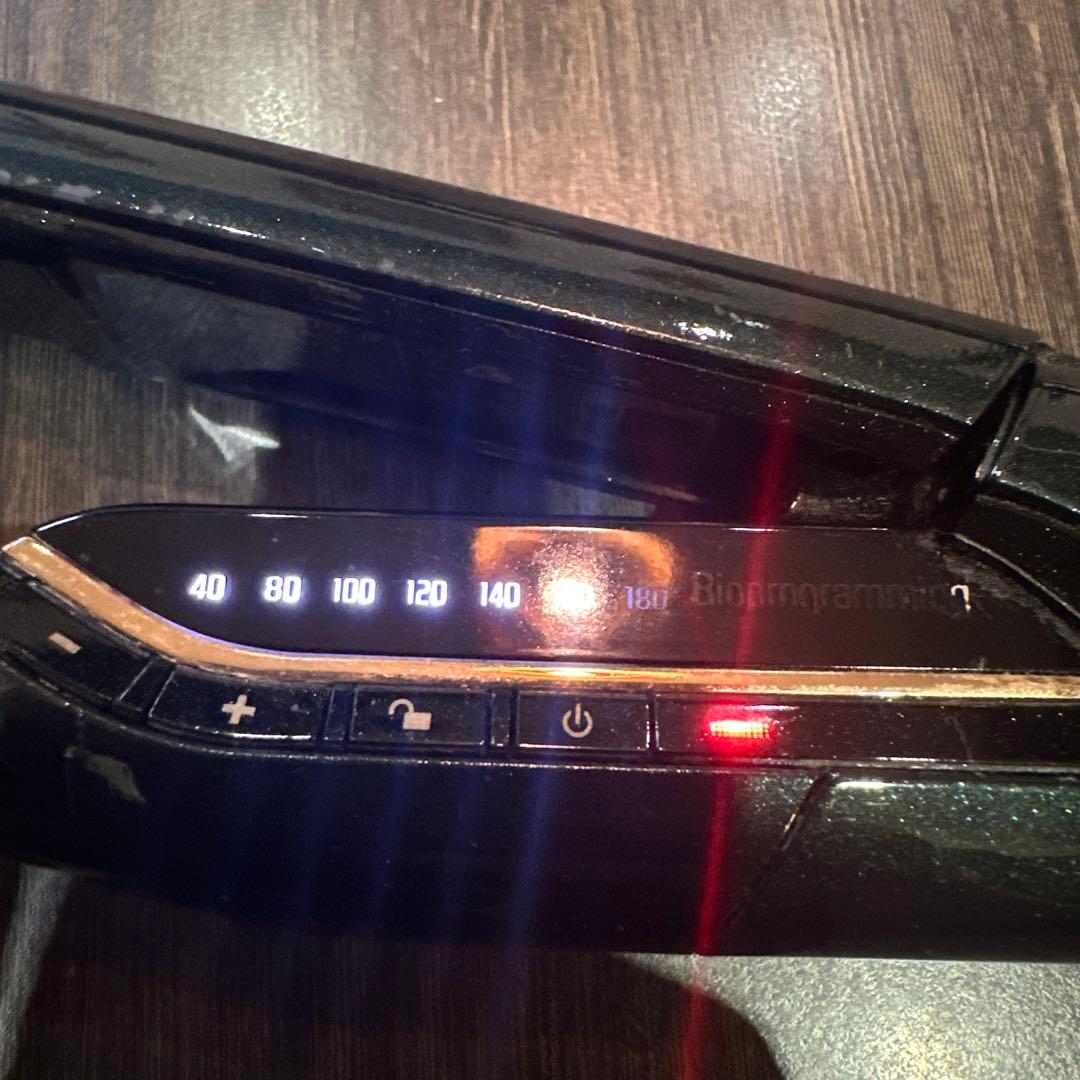 HAIRBEAURON 7D　ストレートアイロン　ヘアビューロン