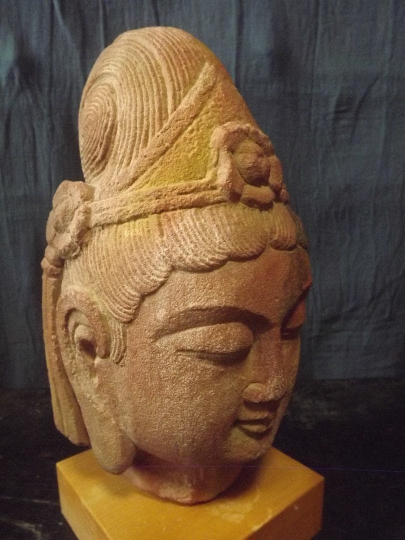 ガンダーラ石仏の仏頭　3から5世紀　発掘品　仏教美術